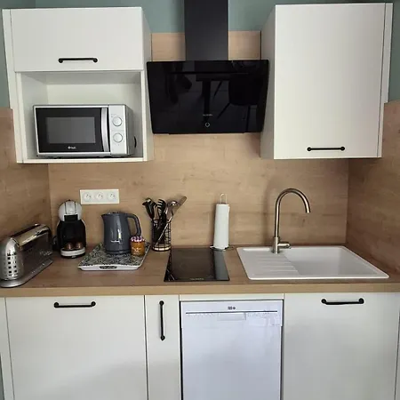 2pieces Cere Avec Terrasse Et Parking * Saint-Laurent-les-Tours